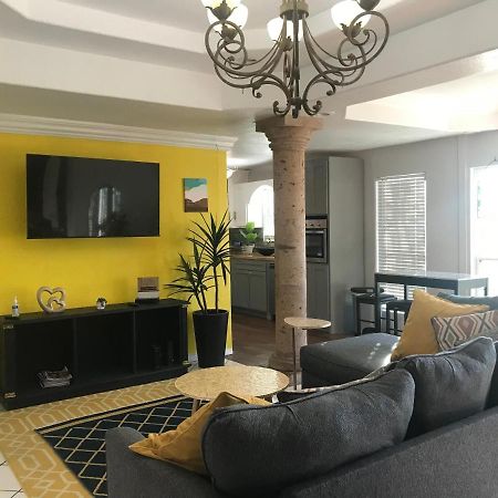 Cheerful 4 Bedroom Home With Pool And Bbq Area With 5Th Bedroom Option Brownsville Exterior photo